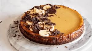 Il suo sapore delicato, la consistenza leggera e la base croccante ne fanno uno dei dolci più versatili e apprezzati di sempre. Cheesecake Alla Banana Youtube