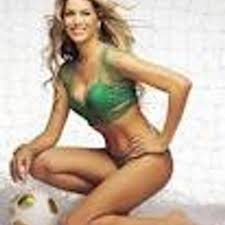 Renata fan, após denílson receber ultimato da esposa, manda recado ao vivo e confirma entretenimento especiais famosos renata fan. Renata Fan Renata7fan Twitter