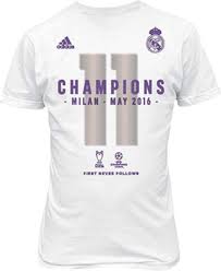 Het real madrid champions league training shirt kun je vanaf nu bestellen. Real Madrid 2015 16 Champions League Winners Shirt Revealed Footy Headlines