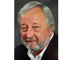 Greg Schlueter's Instagram, Twitter & Facebook