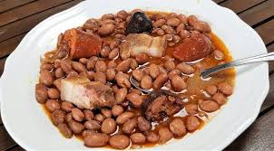 Incorpora el agua y deja que se hagan poco a poco. Judias Pintas Con Chorizo La Cocina De Masito