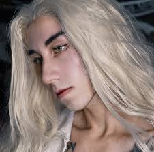 VIKTOR COSPLAYERS Where you find them lenses? I don't want to look like a  alien with orange eyes!! 🙈