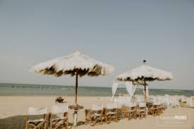 Stai cercando delle idee tra le migliori location per matrimoni ma proprio non c'è niente che ti convinca davvero? Matrimonio In Spiaggia Quali Sono I Costi G Eventi Wedding Planner