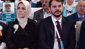 Türkiye enerji ve tabii kaynaklar bakanı ile türkiye hazine ve maliye bakanı olarak görev yapmıştır. Ahmet Nesin Damat Bosandi Mi