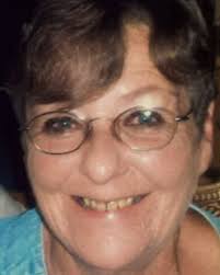 Linda Grieb's Instagram, Twitter & Facebook