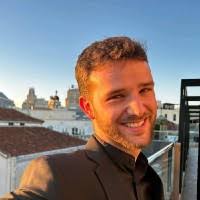 60+ "Adrian Machuca" profiles