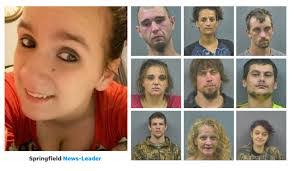 Sarah Pasco's Instagram, Twitter & Facebook