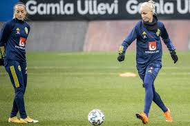 She was born in vadstena, sweden, on february 5, 1996. I Kvall Talar Allt For Svensk Storseger