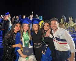 تداول من خلال تطبيق أكسيا دون عمولة. Tdzxi6fxu23vam