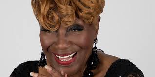 Avery Sommers To Return To Café Centro in April