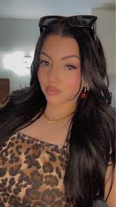 Who is a good outdoor maternity or family photographer in Ogden?