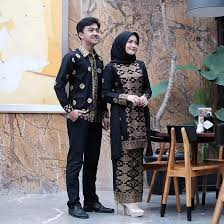 Idr 1.000.000 💸 ukuran melebihi standar ada tambahan harga. Baju Batik Couple Terbaru 2021 Baju Kondangan Couple Terbaru Batik Couple Tunangan Batik Moderen Keluarga Batik Couple Pasangan Baju Gamis Dress Batik Couple Tunangan Batik Sarimbit Baju Batik Couple Chandra Lazada Indonesia