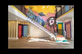 We take your safety very seriously and have implemented safety protocols in accordance with local. Bella Thorne S Home Will Cost You 2 55 Million Plus A Pretty Penny For A New Paint Job Baltimore Sun