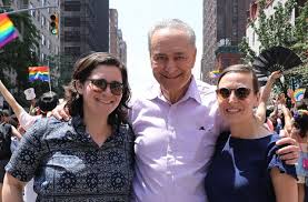 Until 2017, she was the director of advertising and licensing at teaching channel, an educational technology company in san francisco. A Rundown Of The Ups And Downs Of Chuck Schumer S Political Career And His Family Facts