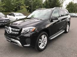 This model year marks the name change from gl to gls along with the styling and equipment changes that this refreshment entails. Certified Pre Owned 2017 Mercedes Benz Gls 450 4matic Suv Obsidian Black Metallic Ocu411