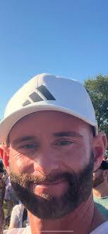 I know like 3 dudes claiming the same girl... it was 4 but I stopped