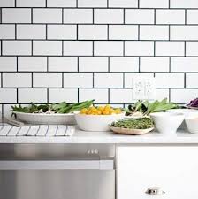 Hire professional installers as cutting glass tiles is. 17 Backsplashes For A Unique Kitchen White Subway Tile Kitchen Kitchen Inspirations White Subway Tiles Kitchen Backsplash