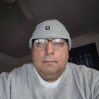 Michael Petroff's Instagram, Twitter & Facebook