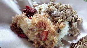 Sajian sayur bersantan ini sangat gurih, segar, namun rasanya ringan. Nasi Sayur Lodeh Telur Dadar Jawa Picture Of Wedangan Kampoeng Sleman Tripadvisor