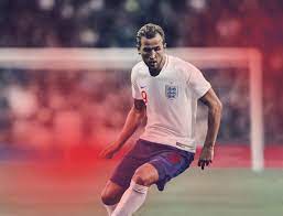 Harry kane, england team captain. Harry Kane On Twitter Love It When A New Kit Comes Out New Nikefootball England Kit Looks Decent Threelions Riseofthefearless
