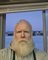 You survived! 😍 It's #TUESDAY, and BlackEarth Java wants to help you fuel  your day! 💋 Bursting Boba in Spencer is currently Orange (followed by  Mango) 💋 Brewed flavored coffee of the