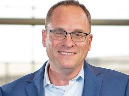 Reynolds working to be better team player