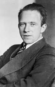 Werner Heisenberg: controversial scientist