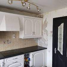 Seramik ( fayans ) üstüne fileli alçı sıva böyle yapılır! Ercan Kon Rutubetli Duvar Ve Yipranmis Fayans Uzerine Facebook