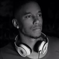 toni ellis (@toniellis)