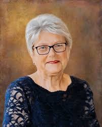 Christine Sandlin's Instagram, Twitter & Facebook