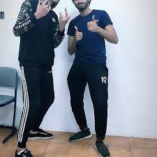 كشف أمير مرتضى منصور المشرف العام على فريق الكرة بنادي الزمالك عن وصول المغربي أشرف بن شرقي مهاجم الفريق الي القاهرة غدا الإثنين، موضحا أنه علي تواصل معه بشكل دائم ويطمئن عليه مشددا على أنه بخير.أضاف أمير مرتضى أنه بالنسبة للتونسي فرجاني. Ø§Ø¨Ø·Ø§Ù„ Ø§ÙØ±ÙŠÙ‚ÙŠØ§ Instagram Posts Photos And Videos Picuki Com