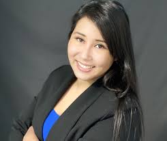 Congratulations to Sarah Knudson (Gwich'in Athabascan) who has been awarded  a grant to visit the @alaskastatemuseum where she intends to visit with  Athabascan beadwork in the collection to learn about different techniques