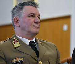 Földi zoltán urat, dunaújvárosi lakost, aki lakástűzből mentett ki egy már eszméletlen állapotban lévő édesanyát és kislányát. Tabornokper Meguszhatjak A Sulyos Buntetest Fapalek Pestisracok