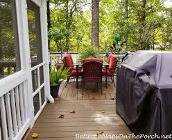 Deck Before And After With Lodge Brown Solid Stain For The Deck And Railings Sherwin Williams Deck Paint Staining Deck Sherwin Williams Stain Colors