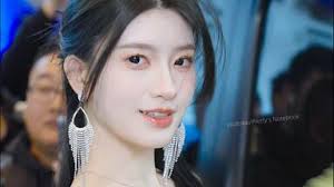 4K] Miss MAXIM Kim Sarang 这身材和颜值，真是太不真实了_哔哩哔哩_bilibili