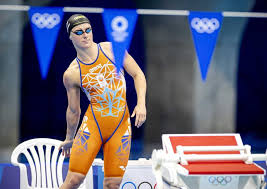 World record holder 50 back scm🏊🏼‍♀️🌍. Q3hsjgsk6ackem