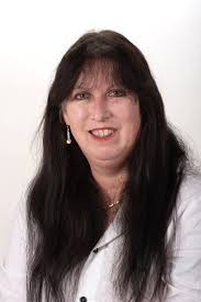 Liz Williams's Instagram, Twitter & Facebook