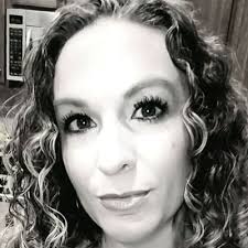 Carrie Sweeney (@CarrieSweeney17)