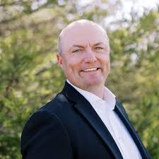 Jon Weed's Instagram, Twitter & Facebook