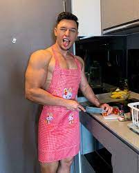 #sammy baker #sfw blog #fitness friday #fitness freak #fitness freaks #fitfreak #fitfreaks #ripped #shredded #muscle #muscular #muscles #mancrush #mancrusheveryday. S D M M Y Baker On Instagram Chef Sammy Baker Tag A Friend That Wants Me To Cook In Their Kitchen Preworkout Hey Handsome Man Cooking