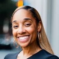 Danielle Winstead's Instagram, Twitter & Facebook