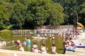 Visit Lake Conchibois (Le Lac de Conchibois) in Saint-Léger | Live the World