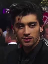 zayn with his prince hair ❤️❤️