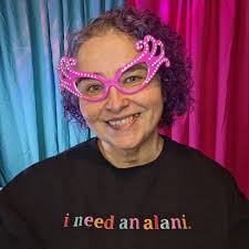 HELP! 🤩 Best place to get a tattoo in Navarre? Best place to swim with  dolphins? TIA ❤️