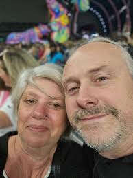 Morning 😊 I would firstly like to wish my awesome hubby a very Happy 20th  Wedding Anniversary. I'm open today 11-6pm. Crafts & Laughs is tonight from  6.30-8.30pm. If you don't craft