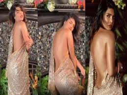 Priyanka Chopra Topless Dance Video Only in Saree Bold Hot Look Getting  Viral After Birthday Party - Entertainment News India जब टॉपलेस होकर  प्रियंका चोपड़ा ने सिर्फ साड़ी में किया डांस, बर्थडे