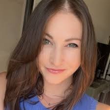 Jenna Kelley's Instagram, Twitter & Facebook