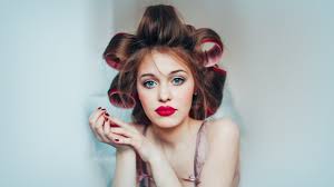Having short hair creates the appearance of thicker hair and there are many types of hairstyles to choose from. How To Use Hair Rollers For Perfect Curls L Oreal Paris