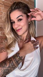 A composição com acessório entrega poder e sofisticação do mais simples ao  mais detalhado ✨🤌🏼💎, ., ., ., ., ., ., ., ., ., #explorar #joias  #acessorios #look #fy