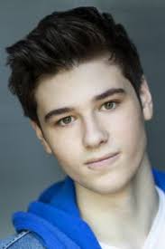 Актёры, режиссер и создатели сериала Помоги мне, Тодд (2022-…)